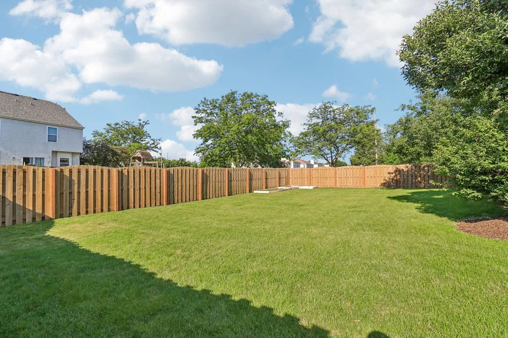 10785 Wing Pointe Drive Huntley IL 60142