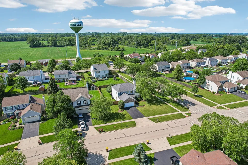 10785 Wing Pointe Drive Huntley IL 60142