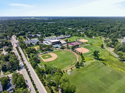 12 Robin Hood Lane Northfield IL 60093