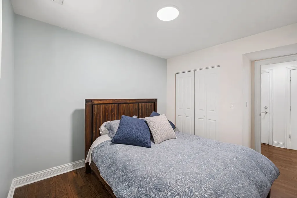 4457 North Magnolia Avenue Chicago IL 60640