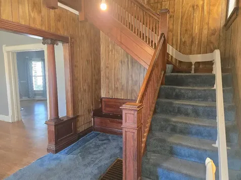 653 Whitley Avenue Joliet IL 60433