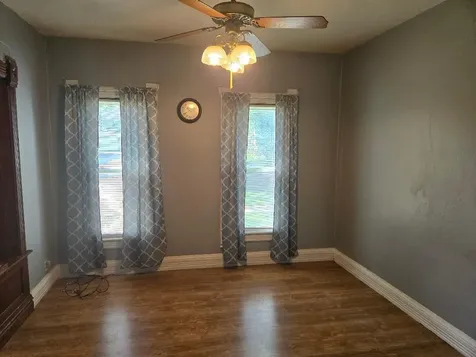 653 Whitley Avenue Joliet IL 60433