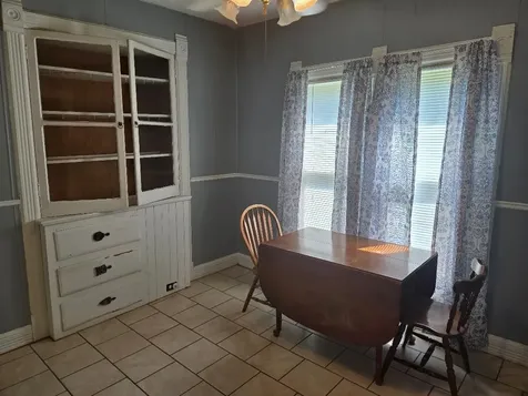 653 Whitley Avenue Joliet IL 60433
