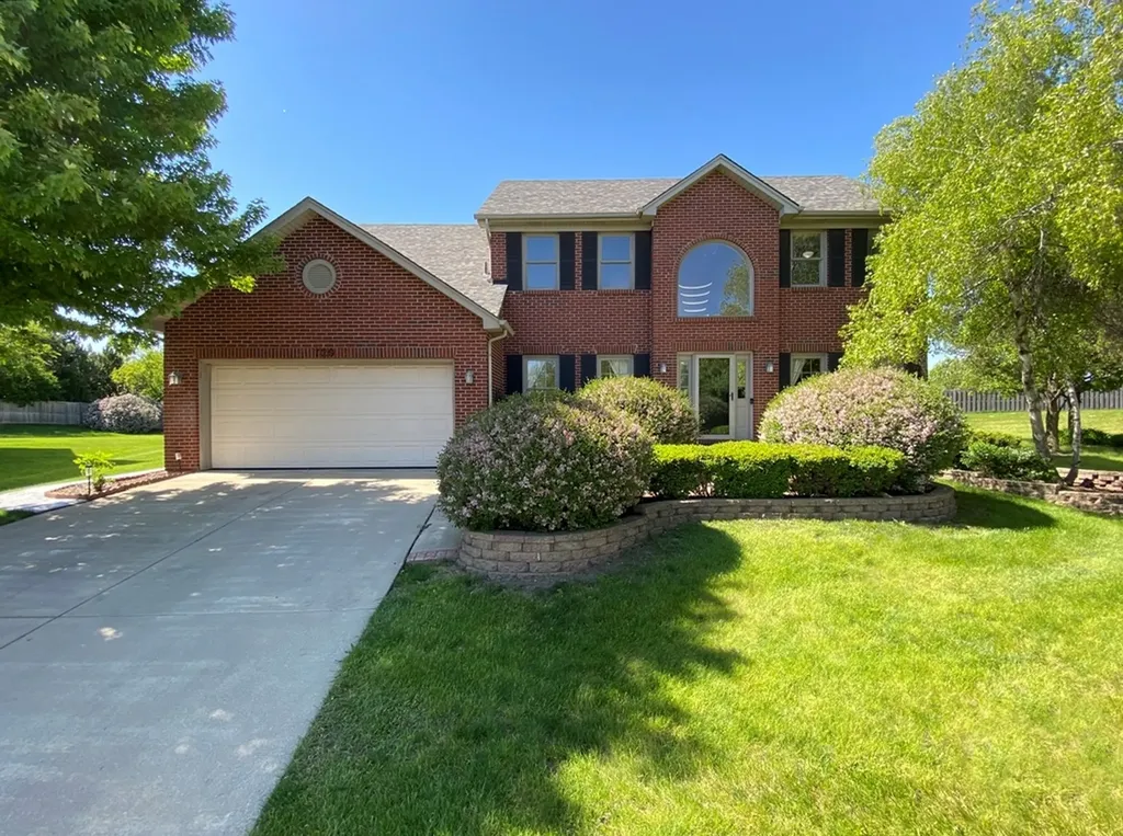 720 Kendridge Court Aurora IL 60502
