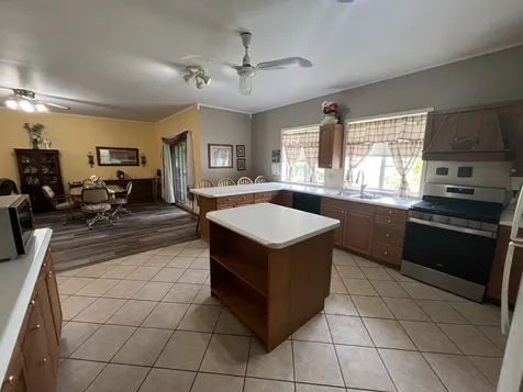 319 North 4th Street Neponset IL 61345