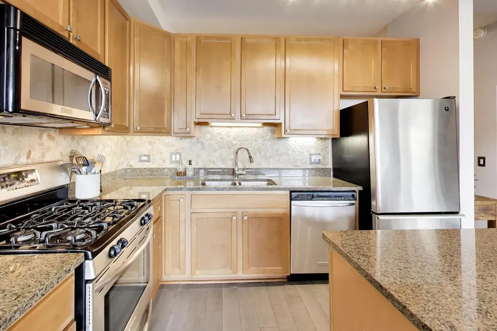1200 West Monroe Street Chicago IL 60607