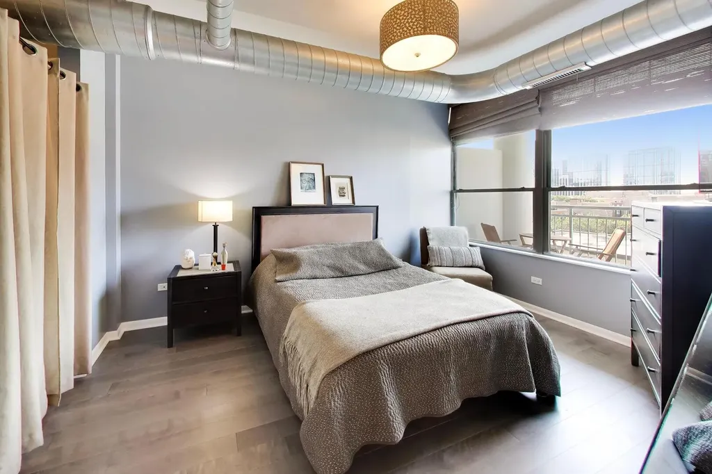 1200 West Monroe Street Chicago IL 60607