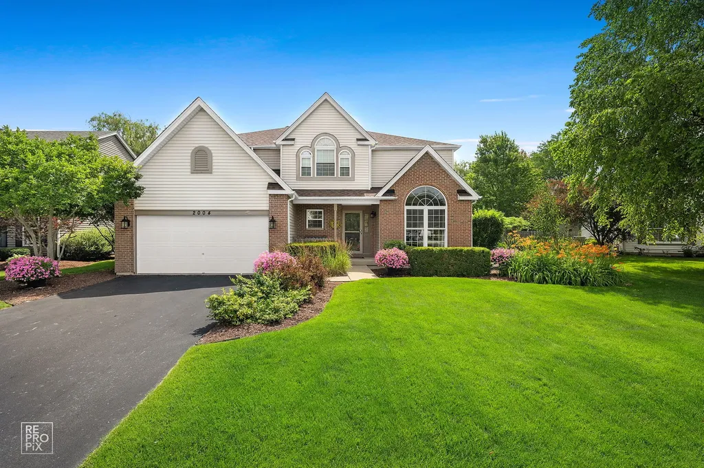 2004 Oakdale Estates Drive Plainfield IL 60586