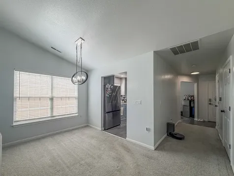 615 Corey Lane Champaign IL 61822