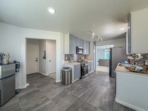 615 Corey Lane Champaign IL 61822