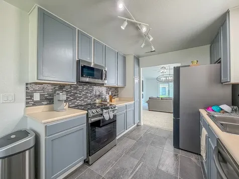 615 Corey Lane Champaign IL 61822