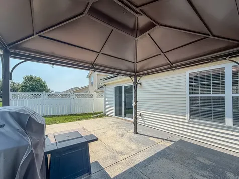 615 Corey Lane Champaign IL 61822