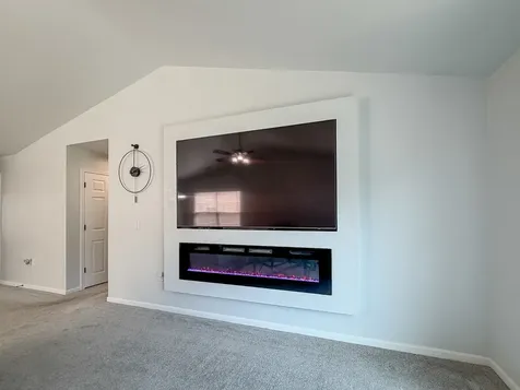 615 Corey Lane Champaign IL 61822