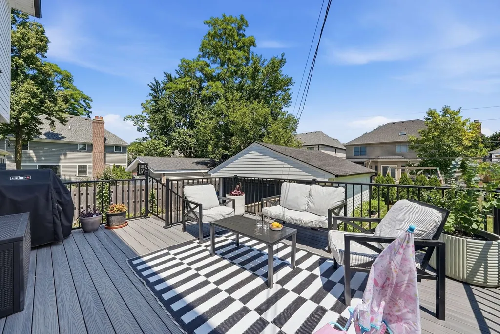 407 South West Avenue Elmhurst IL 60126