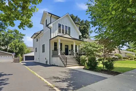 407 South West Avenue Elmhurst IL 60126