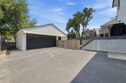 407 South West Avenue Elmhurst IL 60126