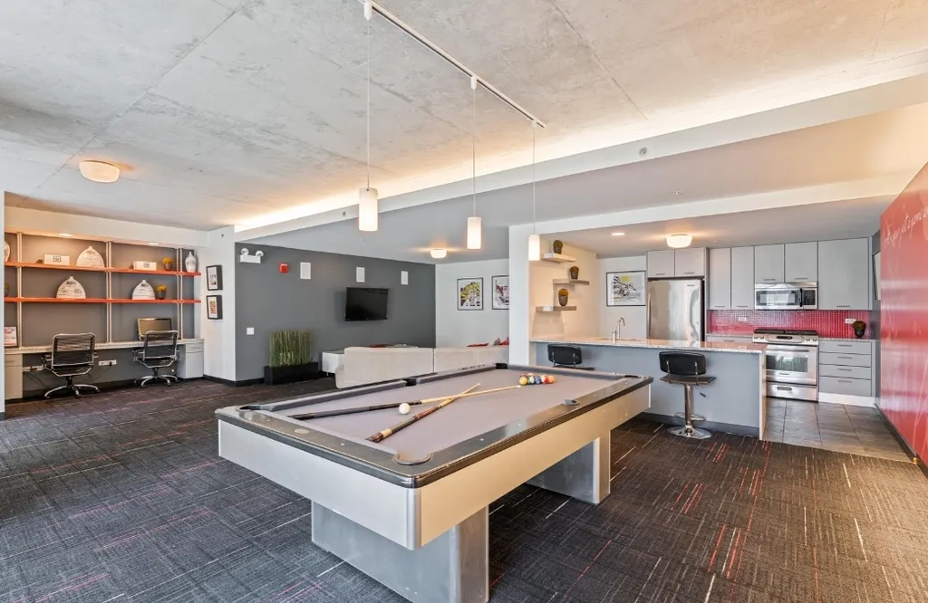 659 West Randolph Street Chicago IL 60661
