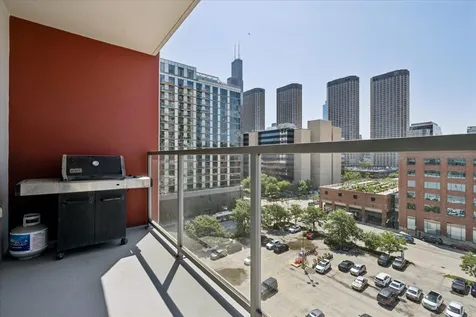 659 West Randolph Street Chicago IL 60661