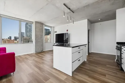 659 West Randolph Street Chicago IL 60661