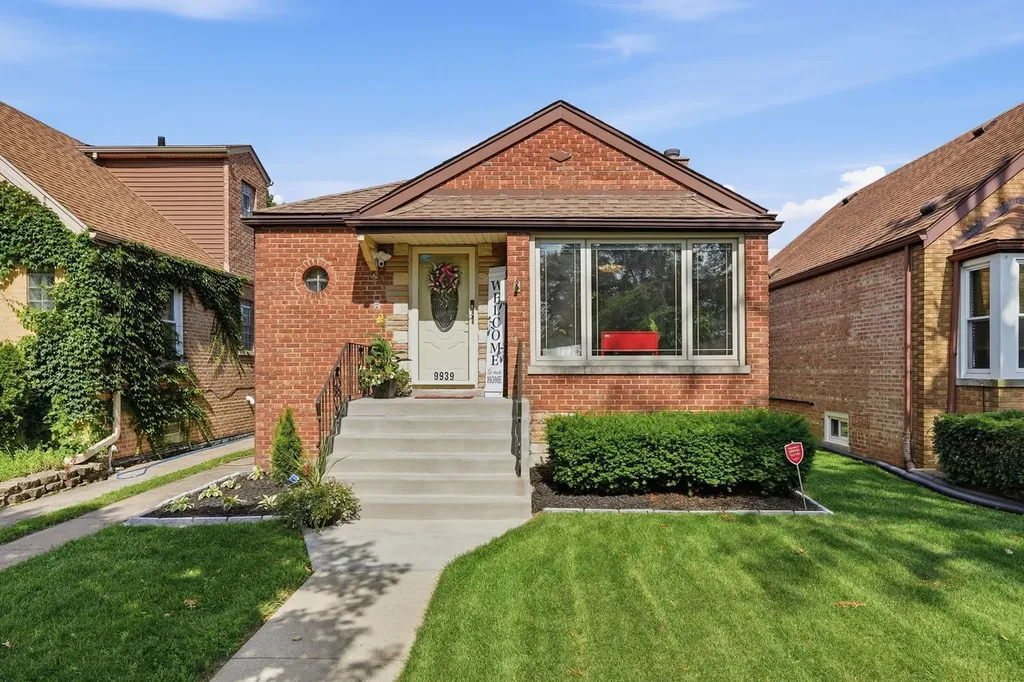 9939 South California Avenue Chicago IL 60655