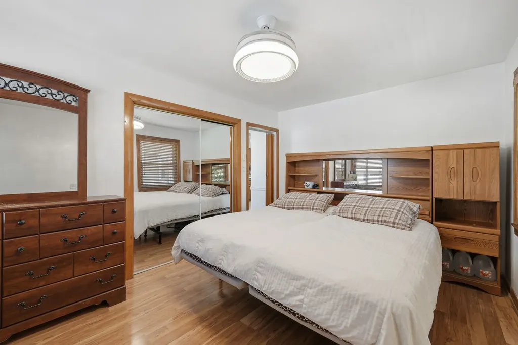 9939 South California Avenue Chicago IL 60655