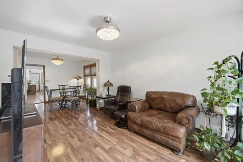 9939 South California Avenue Chicago IL 60655
