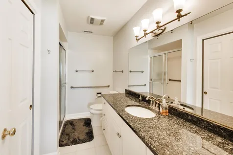 1204 Garfield Avenue Libertyville IL 60048
