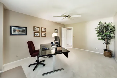 1204 Garfield Avenue Libertyville IL 60048