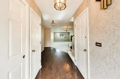 1204 Garfield Avenue Libertyville IL 60048