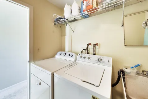 1204 Garfield Avenue Libertyville IL 60048