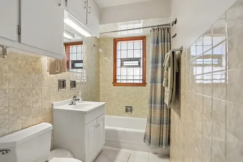 205 West 29th Street South Chicago Heights IL 60411