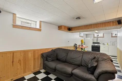 205 West 29th Street South Chicago Heights IL 60411