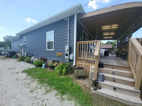 1608 South Vermillion Street Streator IL 61364
