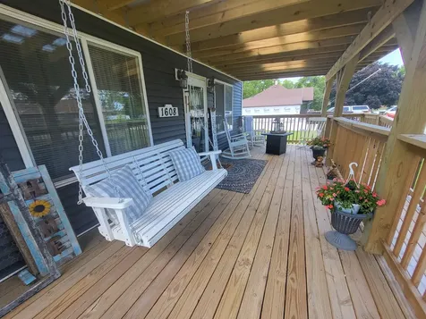 1608 South Vermillion Street Streator IL 61364