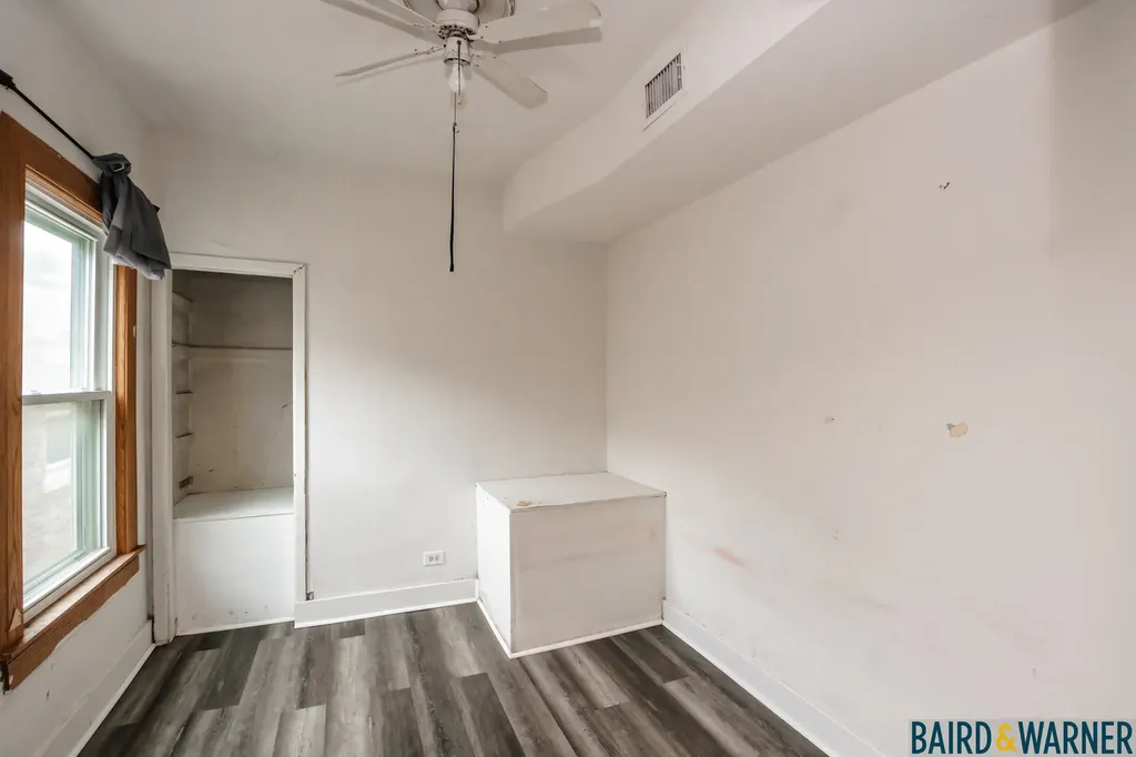 4911 South Kildare Avenue Chicago IL 60632
