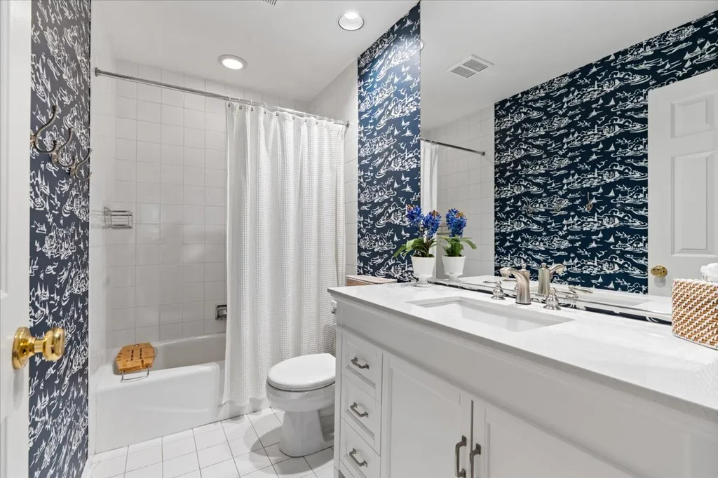 430 West Armitage Avenue Chicago IL 60614