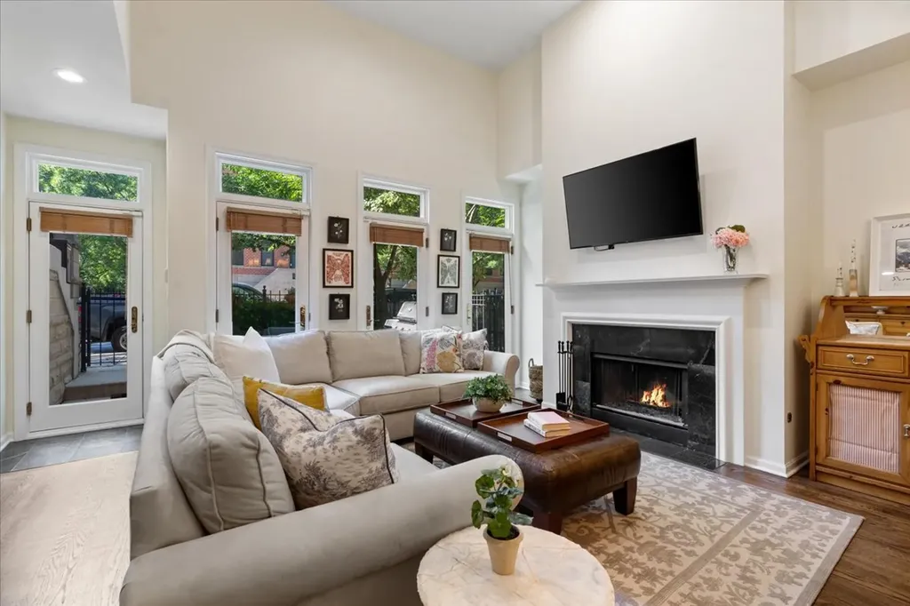 430 West Armitage Avenue Chicago IL 60614