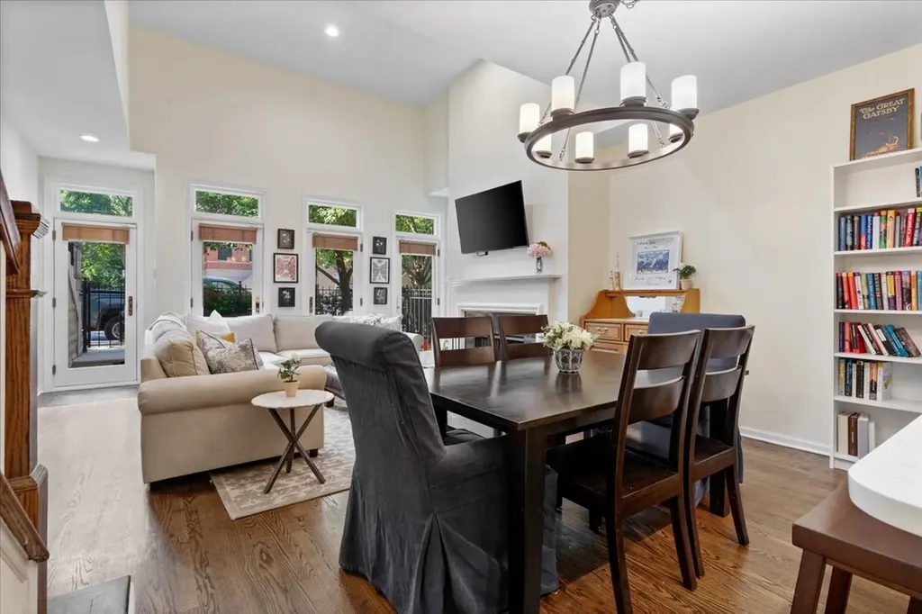 430 West Armitage Avenue Chicago IL 60614