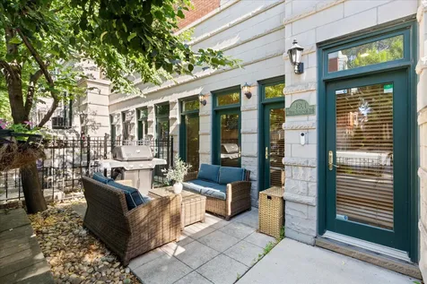430 West Armitage Avenue Chicago IL 60614