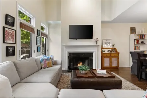430 West Armitage Avenue Chicago IL 60614