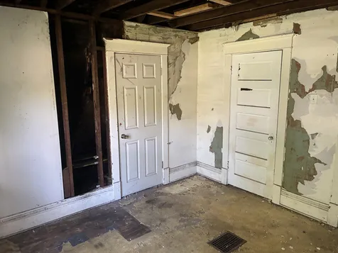1025 West Butler Street Peoria IL 61605