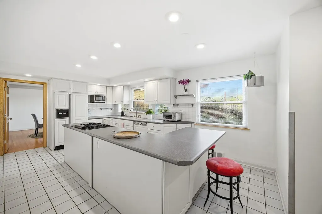 1758 North Natoma Avenue Chicago IL 60707