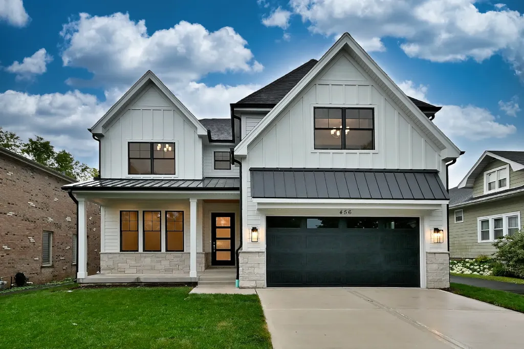 456 Elm Street Elmhurst IL 60126