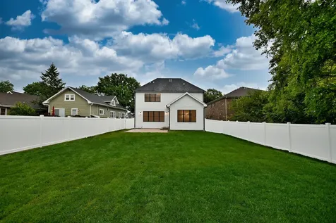 456 Elm Street Elmhurst IL 60126