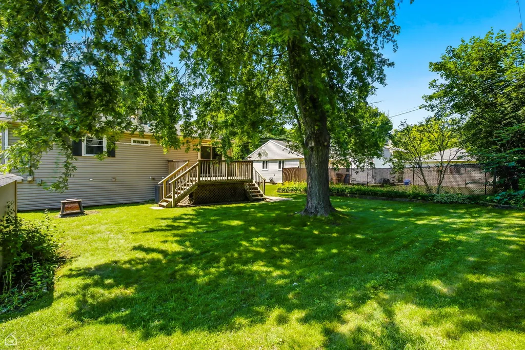256 Mark Avenue Glendale Heights IL 60139