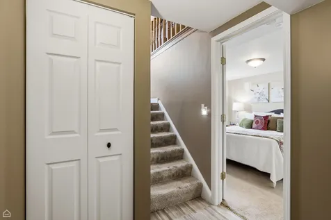 256 Mark Avenue Glendale Heights IL 60139
