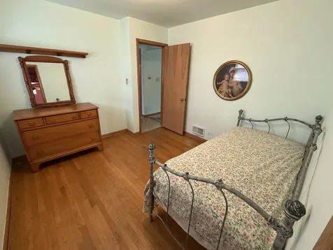 7078 North Franks Avenue Niles IL 60714