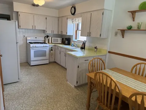 7078 North Franks Avenue Niles IL 60714