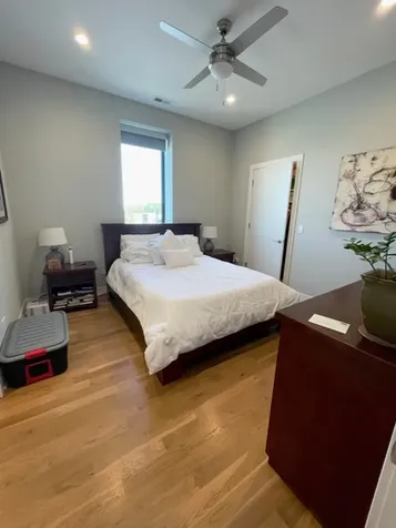 4555 North Ravenswood Avenue Chicago IL 60640