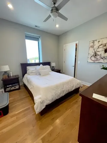 4555 North Ravenswood Avenue Chicago IL 60640